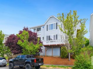 10759 SW Celeste Ln, Portland, OR 97225