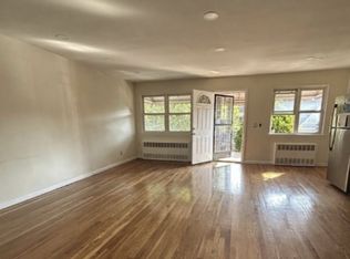 964 E 100th St, Brooklyn, NY 11236