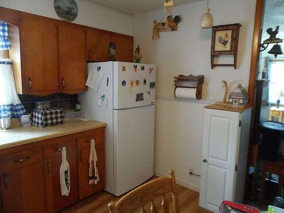 5th image of 1109 E Randolph St