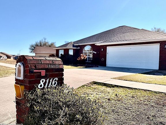5th image of 8116 Heritage Woods Ln