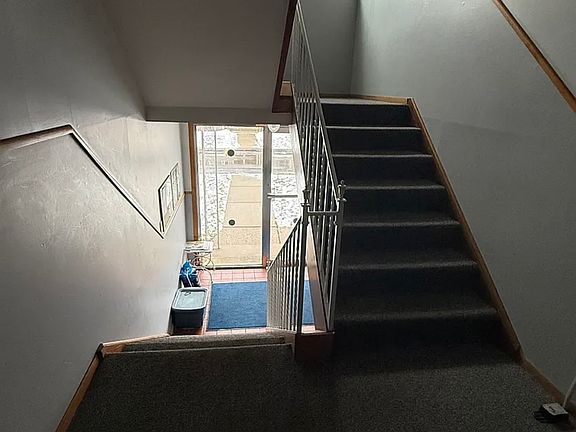 2nd image of 3433 Harlem Rd #5