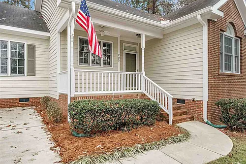 205 Dutch Hill Rd Photo 1