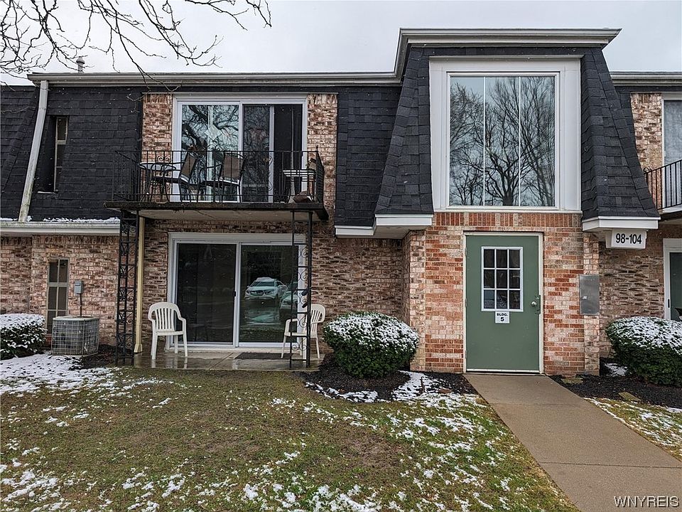 1st image of 98A Foxberry Dr