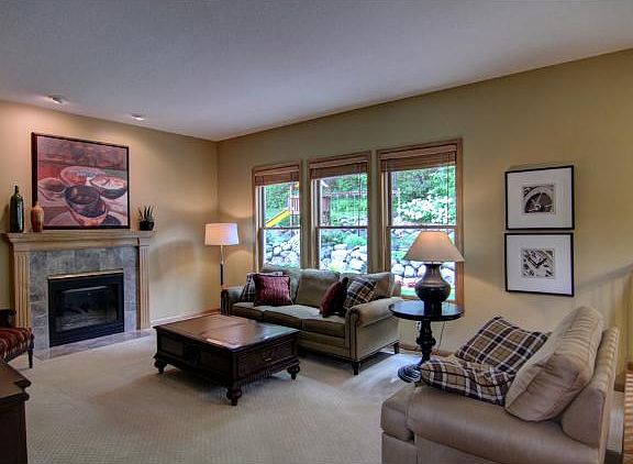 5th image of 4745 Harbor Ln N