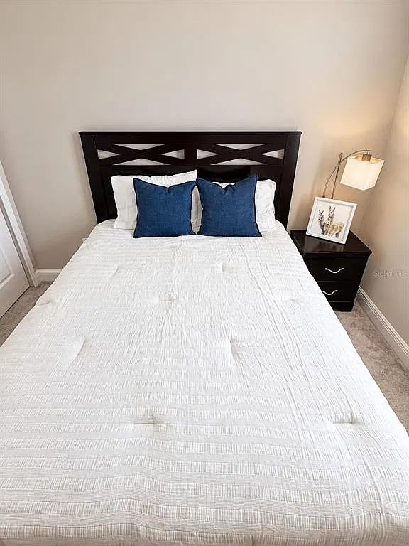 1 bed, 1.0 bath, 121 sqft, $900 — Photo 3
