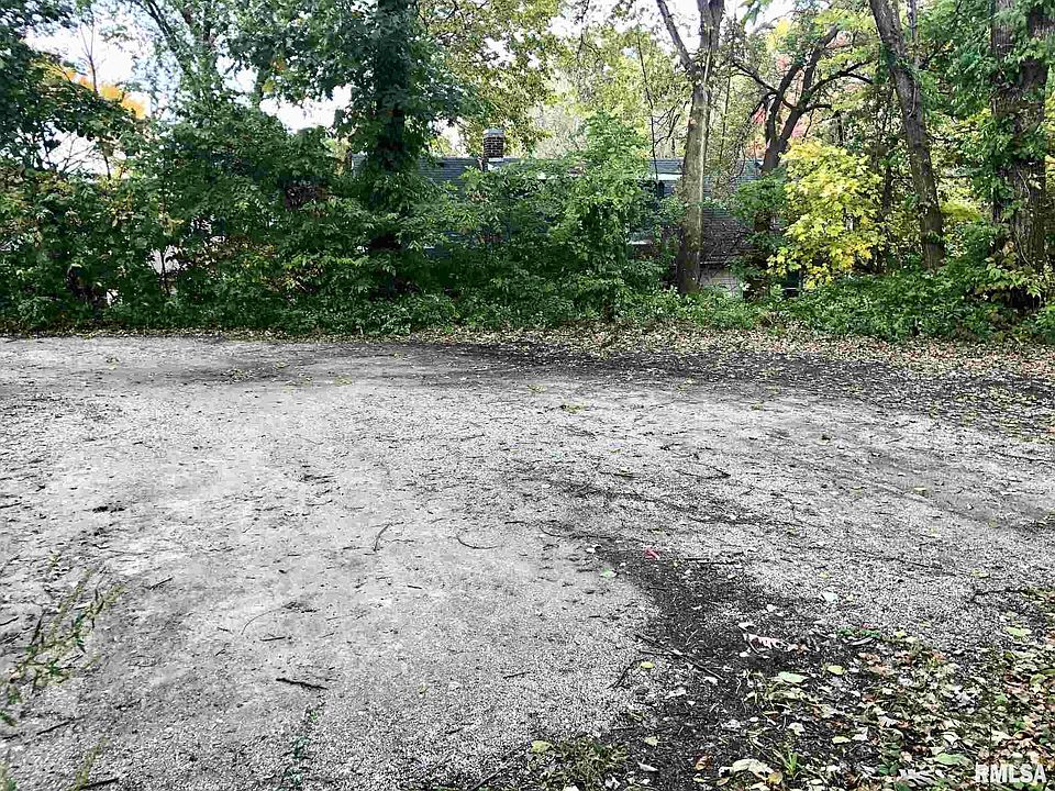 2nd image of 1216 25th St #1218