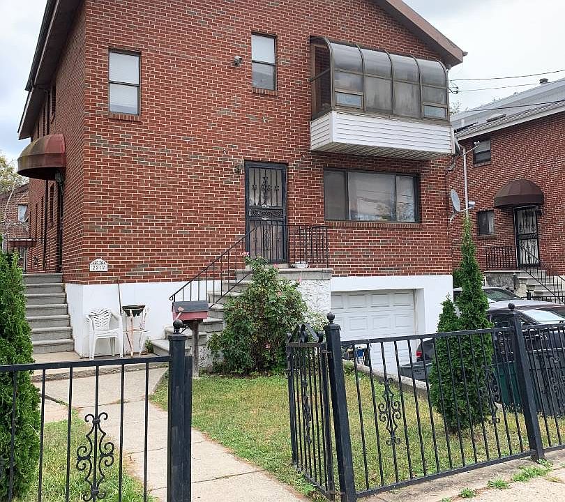 2nd image of 2212 De Reimer Ave