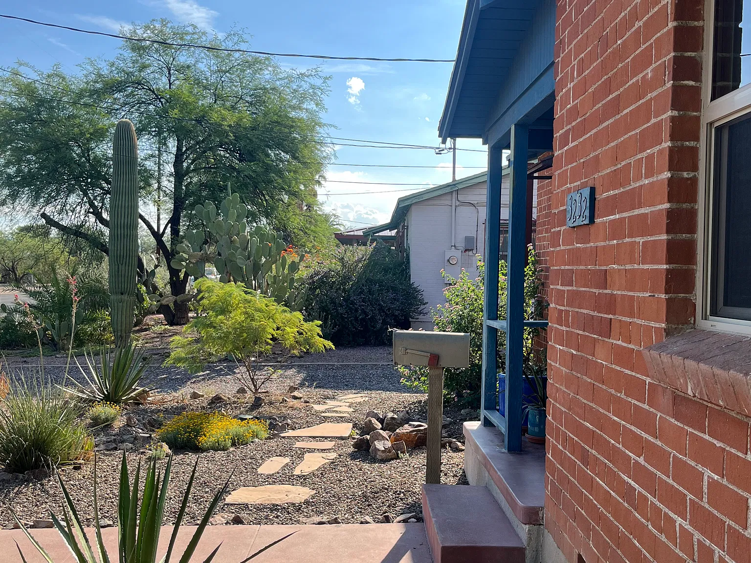 3232 E Lee St — Photo 3