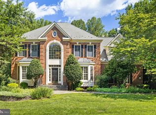 11404 Green Moor Ln, Oakton, VA 22124