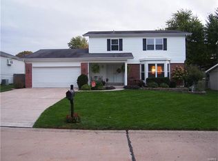 3942 Summerview Dr, Saint Charles, MO 63304