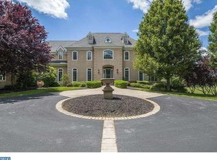 100 Centrenest Ln, Wilmington, DE 19807