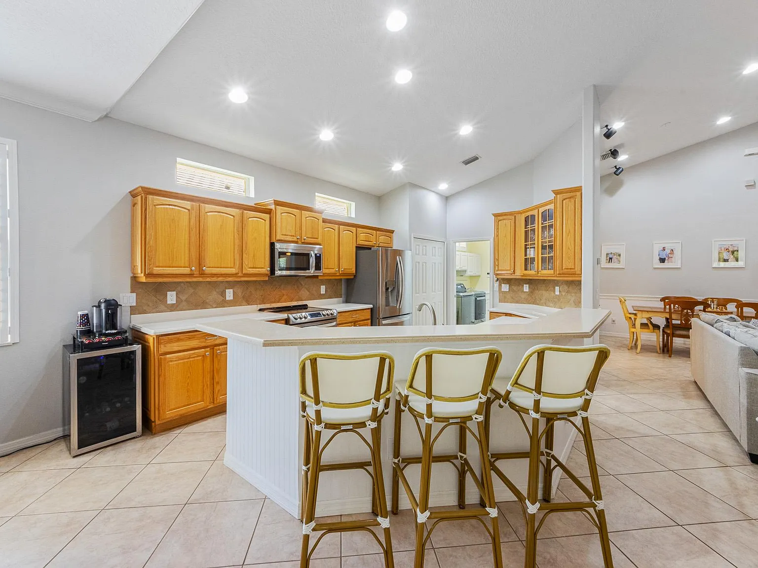 12120 Maple Ridge Dr — Photo 4