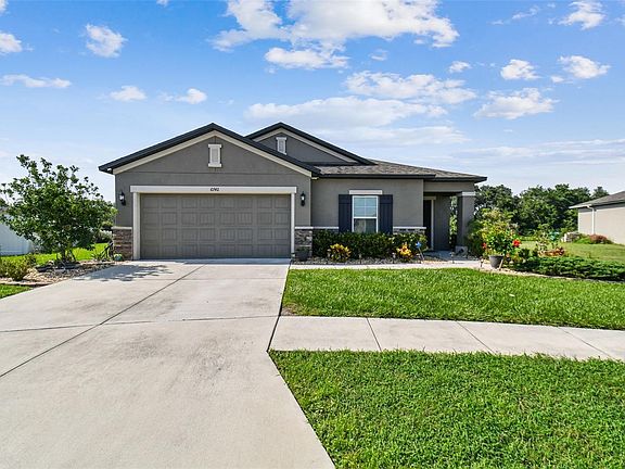 2nd image of 6742 Castle Green Pl