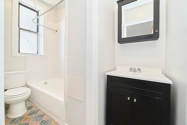 Rented by Living New York | media 8