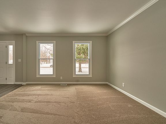 5th image of 621 Ozier Dr