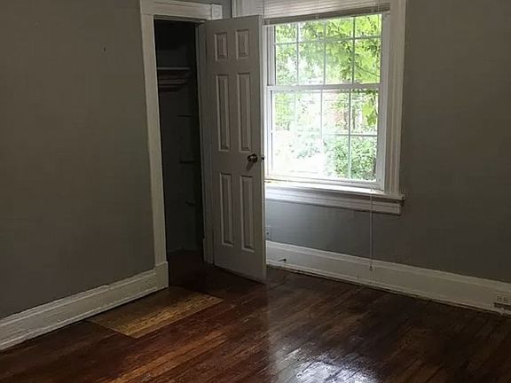 3rd image of 3200 Stuart Ave APT 5