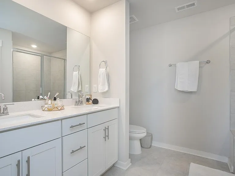 517 Swanholme Dr — Photo 28