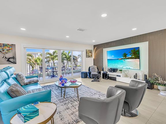 3rd image of 3419 SE 8th Street #10