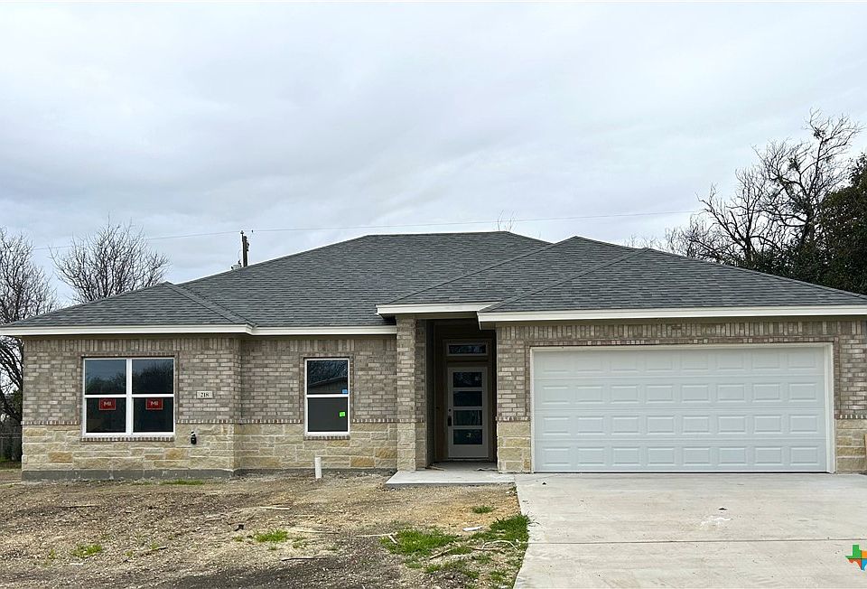 1st image of 218 W Ruby Rd