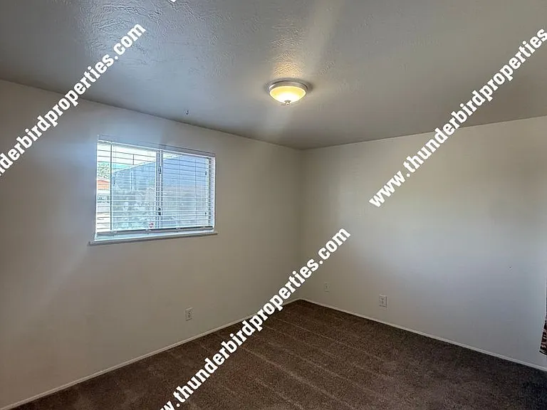 11004 McKnight Ave NE — Photo 12