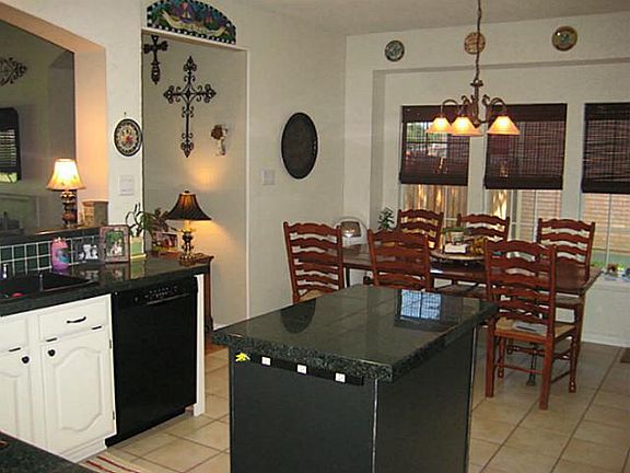 5th image of 5612 Roanoke Dr