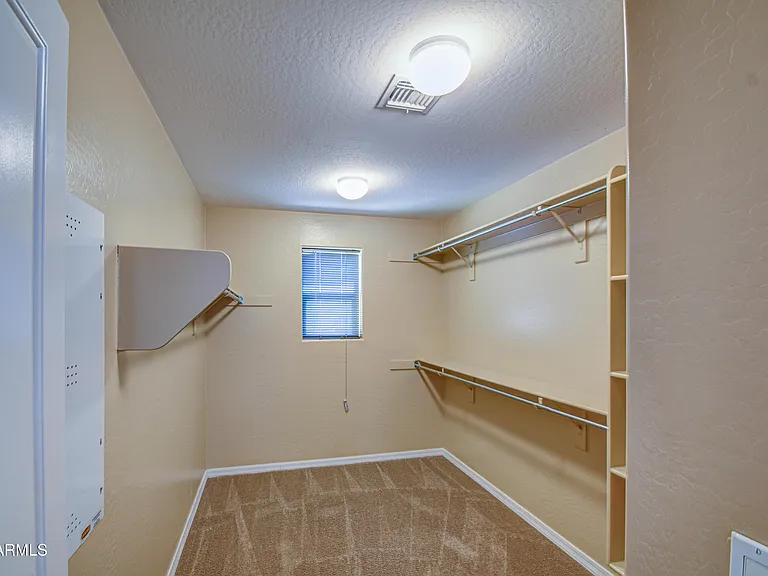 3114 E Franklin Ave — Photo 28