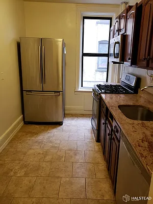 Rented by Brown Harris Stevens | media 47