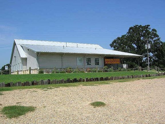 4th image of 2327 Farm Road 69 N