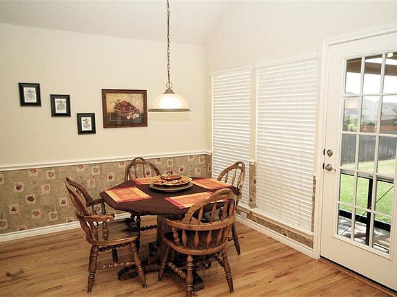 4th image of 9721 Bison Ct