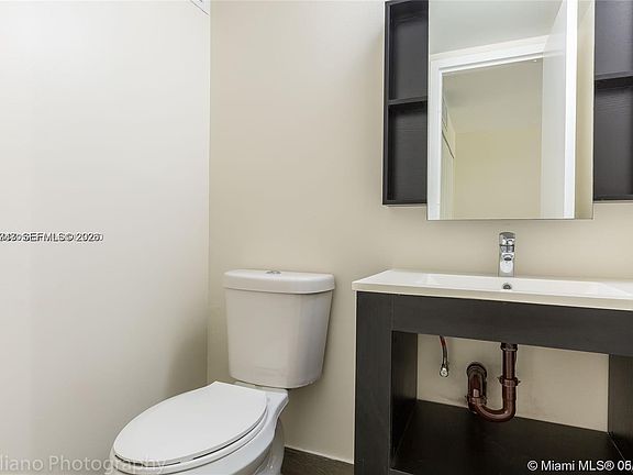 3rd image of 16919 N Bay Rd APT 218
