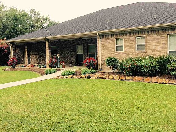 2nd image of 255 Meadow Dr