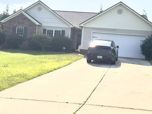 2nd image of 211 Lucas Way