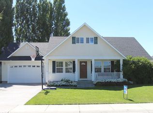 420 S Palomino Dr, Sugar City, ID 83448