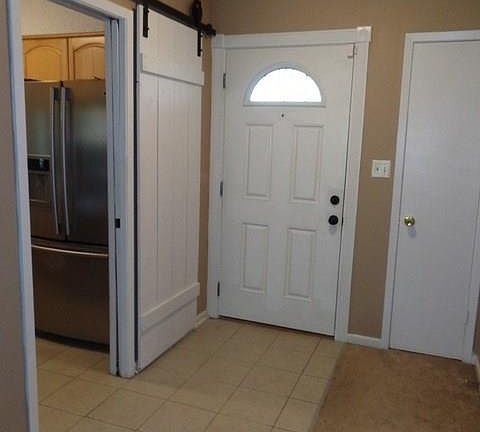 4th image of 332 Morgan Ln