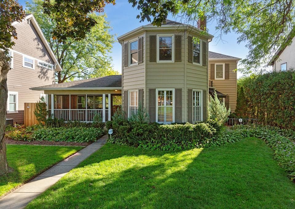 1st image of 3846 Xerxes Ave N