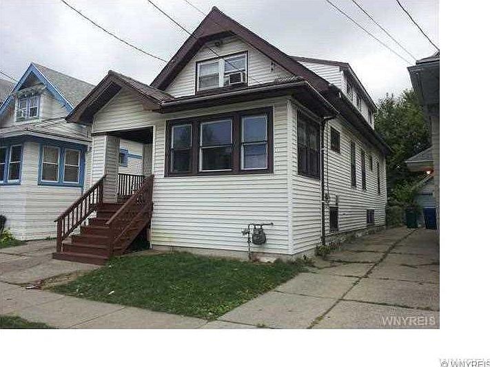 1st image of 202 Hagen St