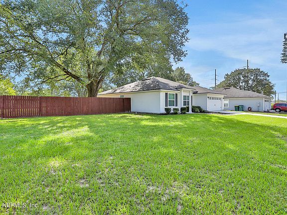 2nd image of 4455 FOREST Boulevard