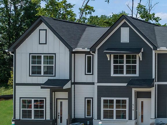 3rd image of 700 N Dupont Ave #515