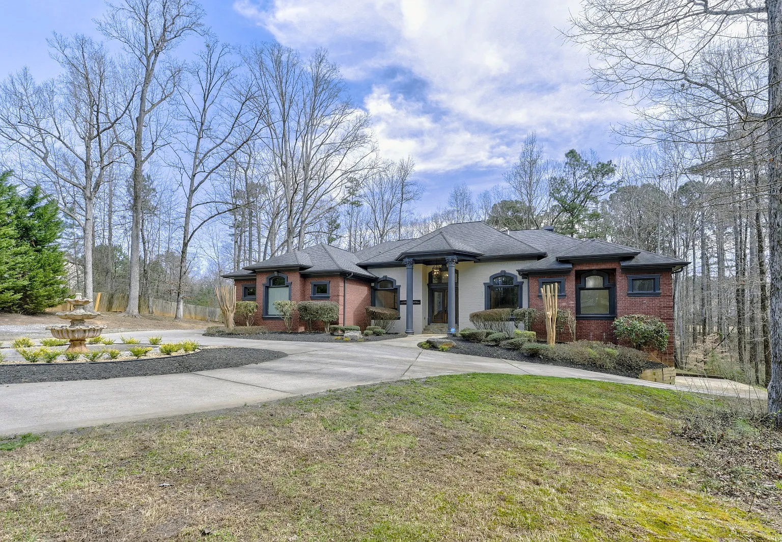 Stonewall Tell Rd, Atlanta — Photo 2