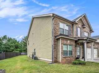 712 Flag St, Canton, GA 30114