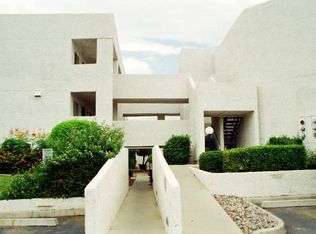 7474 E Earll Dr UNIT 318, Scottsdale, AZ 85251