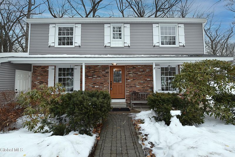 2nd image of 17 Canterbury Road
