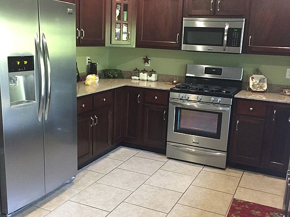 5th image of 1123 N Fairmont Ave