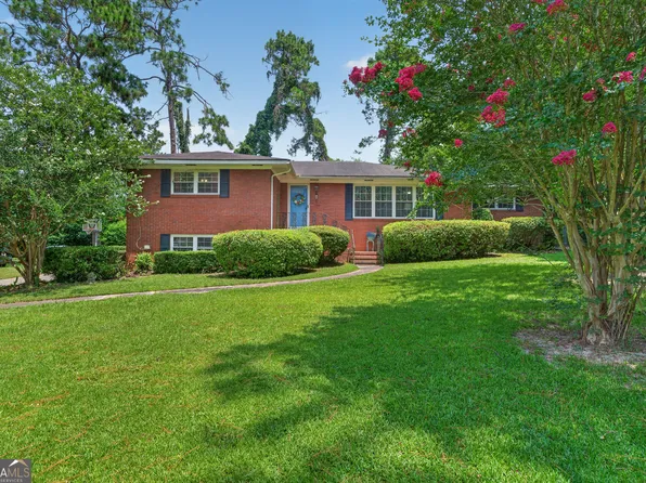 1804 Danora Dr, Waycross, GA 31501