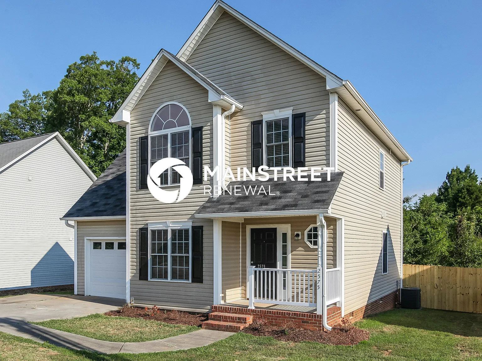 2575 Bluebird Ln — Photo 2