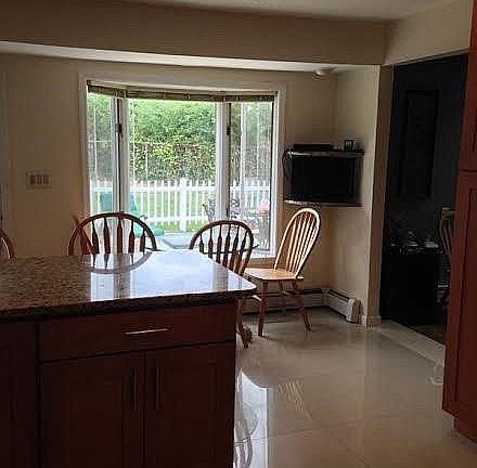 5th image of 44 Reynolds Dr