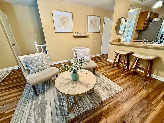 2nd image of 424 Victory Garden Dr