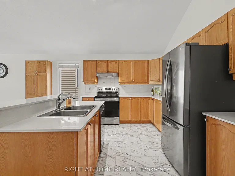 54 Fieldcrest Ave — Photo 13