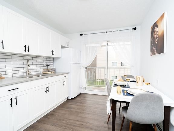 2nd image of 10021 154th St NW Unit 7