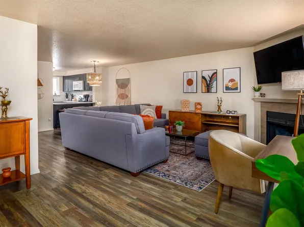 1964 E Old Saybrook Ln, Boise, ID 83706